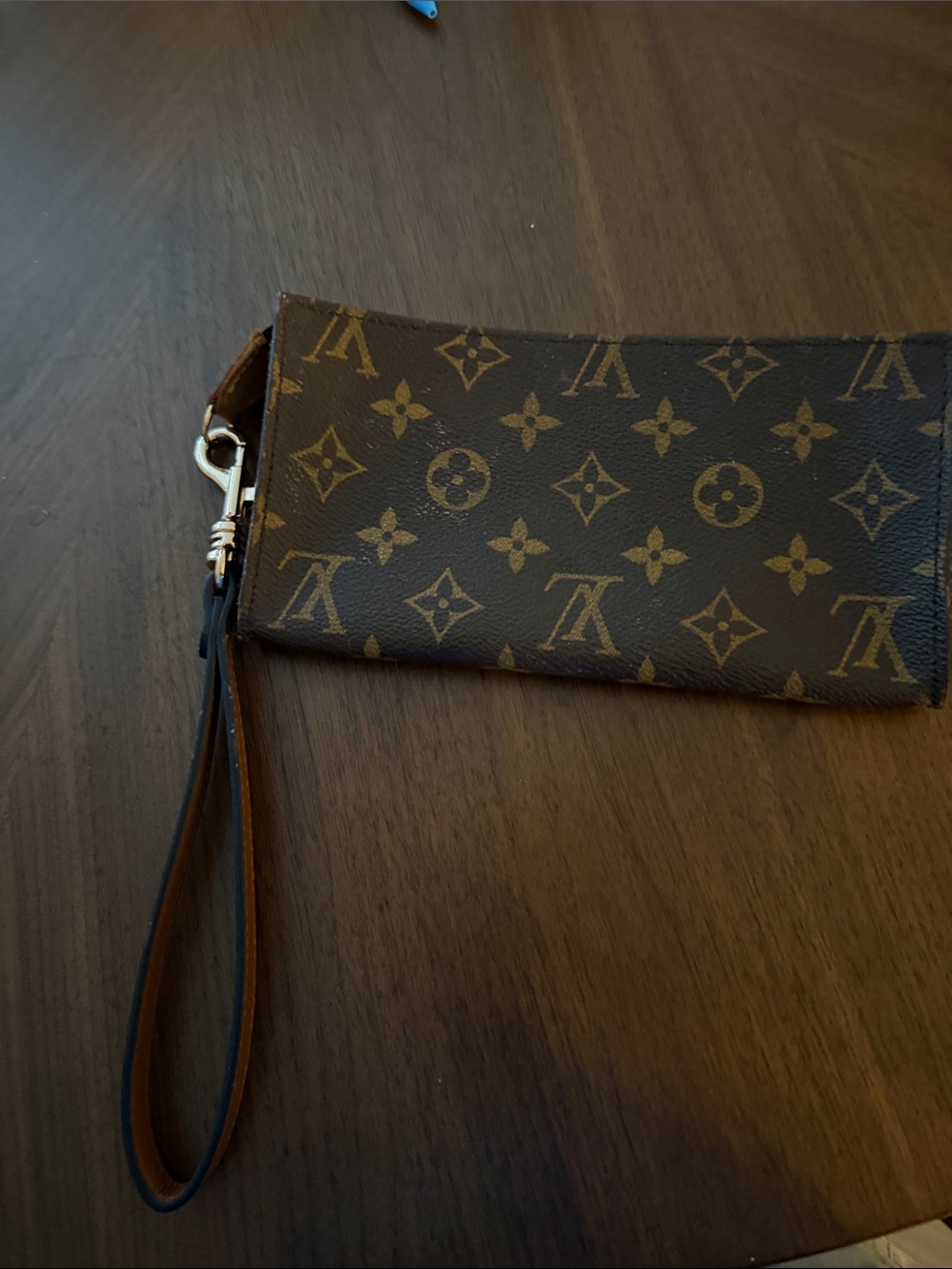Louis Vuitton Monogram Canvas Zip puch in Brown and Gold pre 1983 w/ wristlet